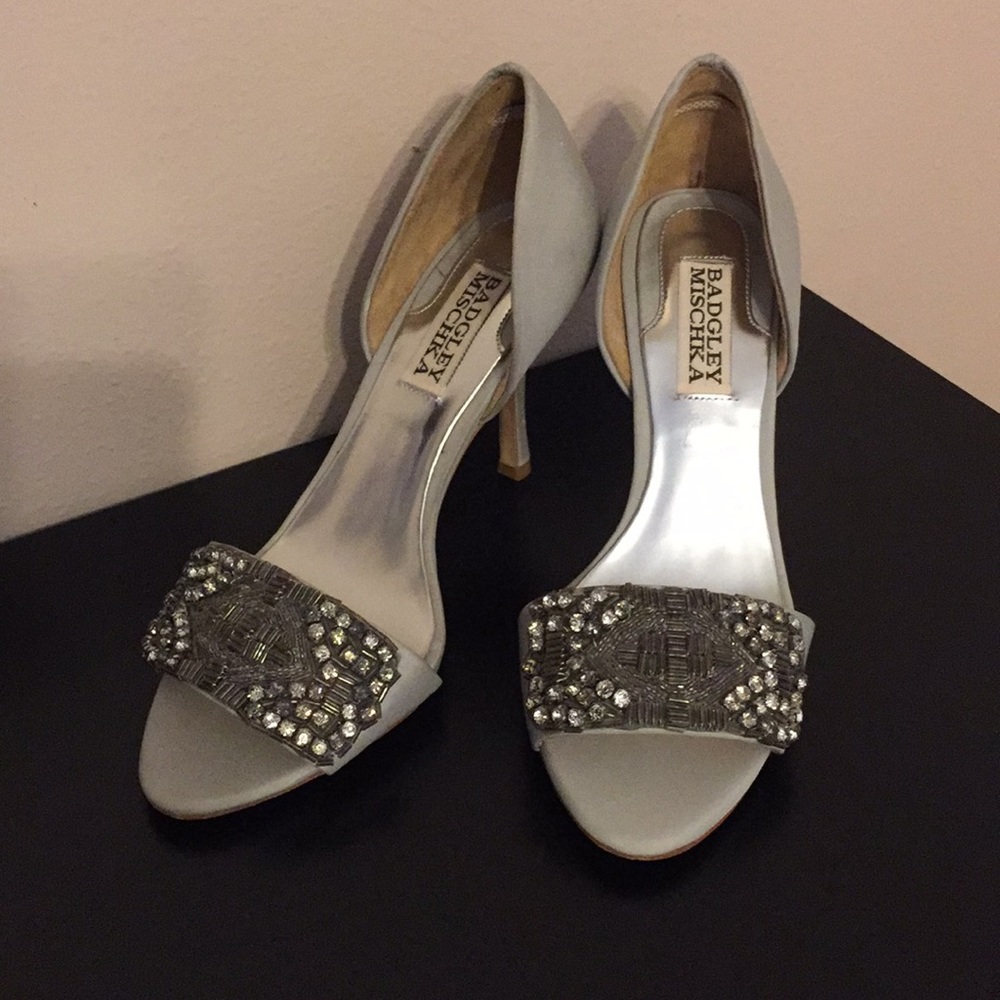 Badgley Mischka Alessandra Beaded shoes Sz 5.5